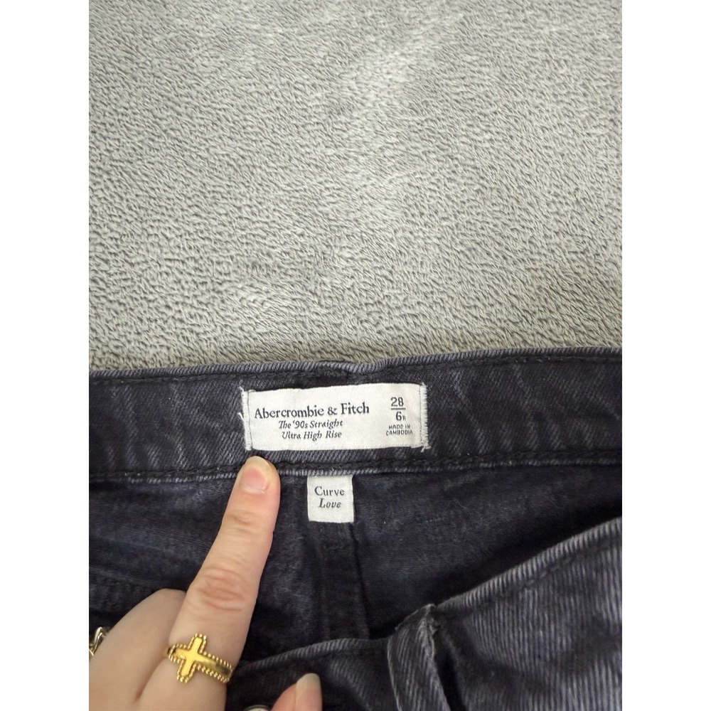 Abercrombie & Fitch The 90s Straight Ultra High Rise Jeans Women's Size 28 Black - Picture 5 of 11